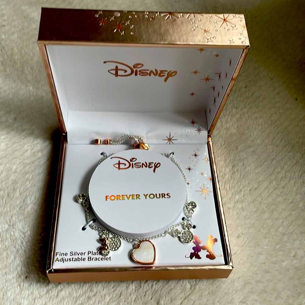 ❤️ Disney fine silver plated adjustable bracelet